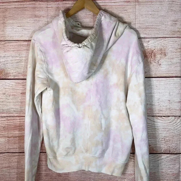 SoulCycle Women’s Tie-Dye Hoodie One Size - Picture 6 of 7